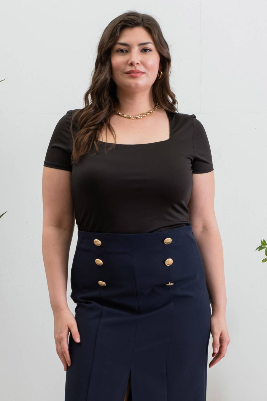 Curvy SOLID SQUARE NECK TOP